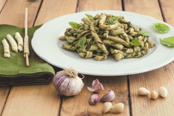 busiate al pesto genovese