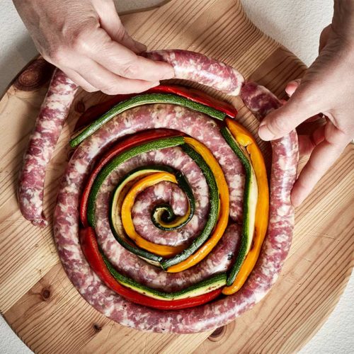 ruota di salsiccia con verdure