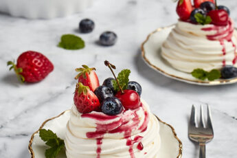 mini pavlova