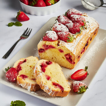 plumcake alle fragole e yogurt